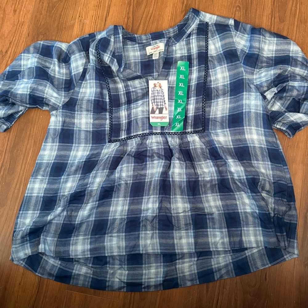 Wrangler Blue Blouse with Classic Plaid Design